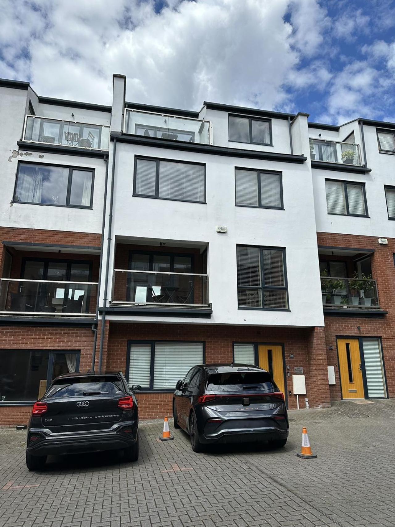 ברמינגהאם Spacious 4Br 4Ba Gated Townhouse With Balconies, Central Jq מראה חיצוני תמונה