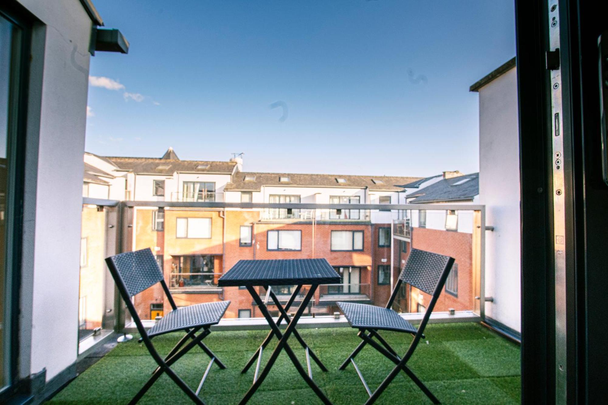 ברמינגהאם Spacious 4Br 4Ba Gated Townhouse With Balconies, Central Jq מראה חיצוני תמונה